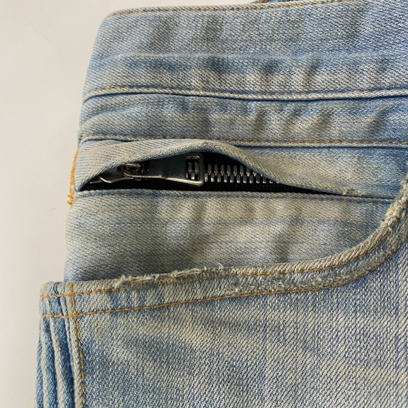 Balmain Distressed Jeans - Picture 4 of 10